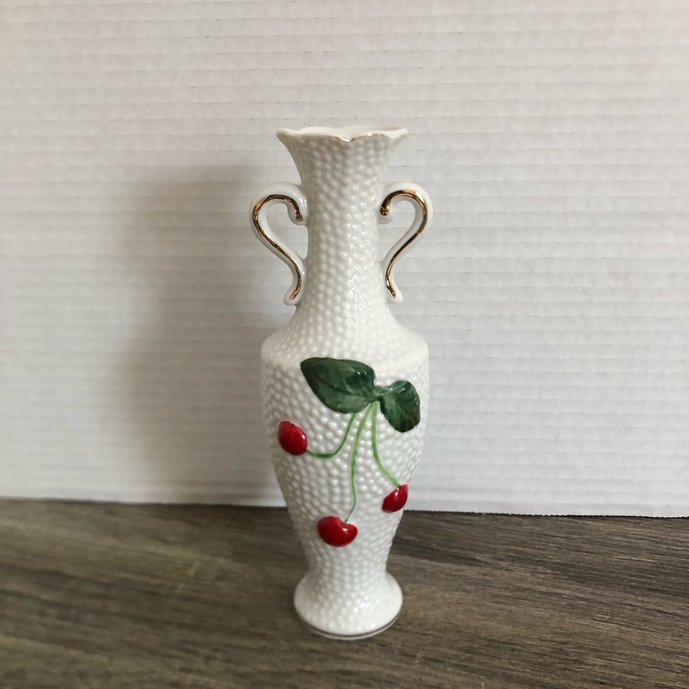 Vtg Adorable Cherry Vase